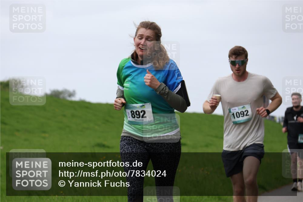 04.05.2025 - 8. Wedeler Halbmarathon Yannick Fuchs http://msf.ph/oto/7834024 04.05.2025 11:22:15 Laufen 892, 1092 meine-sportfotos.de