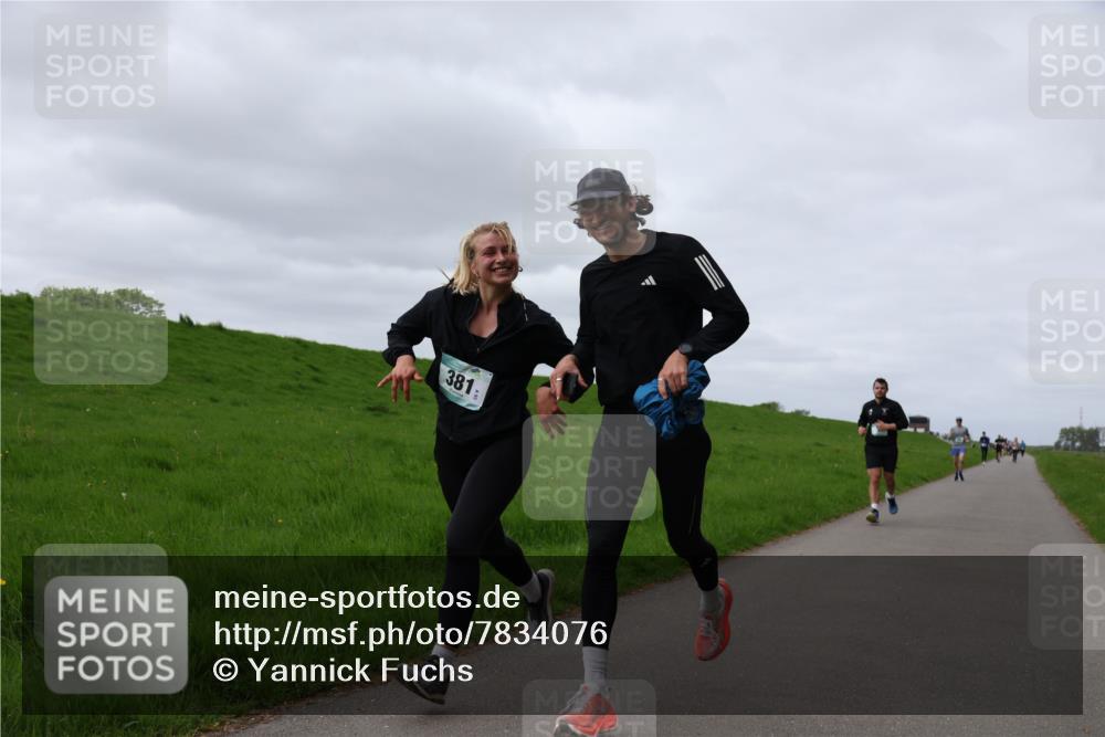 04.05.2025 - 8. Wedeler Halbmarathon Yannick Fuchs http://msf.ph/oto/7834076 04.05.2025 11:43:06 Laufen 381 meine-sportfotos.de