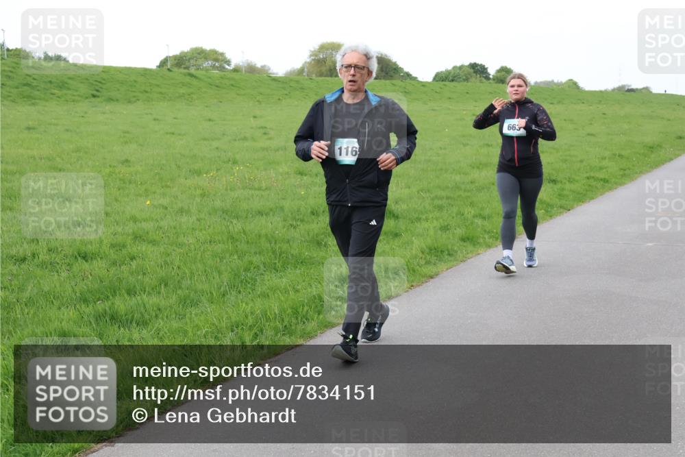 04.05.2025 - 8. Wedeler Halbmarathon Lena Gebhardt http://msf.ph/oto/7834151 04.05.2025 11:23:38 Laufen 116, 663 meine-sportfotos.de