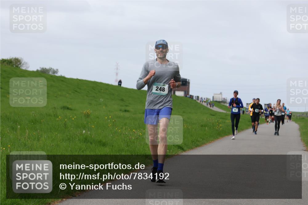 04.05.2025 - 8. Wedeler Halbmarathon Yannick Fuchs http://msf.ph/oto/7834192 04.05.2025 11:43:11 Laufen 248, 80 meine-sportfotos.de