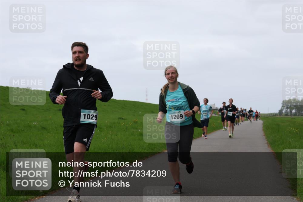 04.05.2025 - 8. Wedeler Halbmarathon Yannick Fuchs http://msf.ph/oto/7834209 04.05.2025 11:22:23 Laufen 1029, 24, 2023, 1209, 1091 meine-sportfotos.de