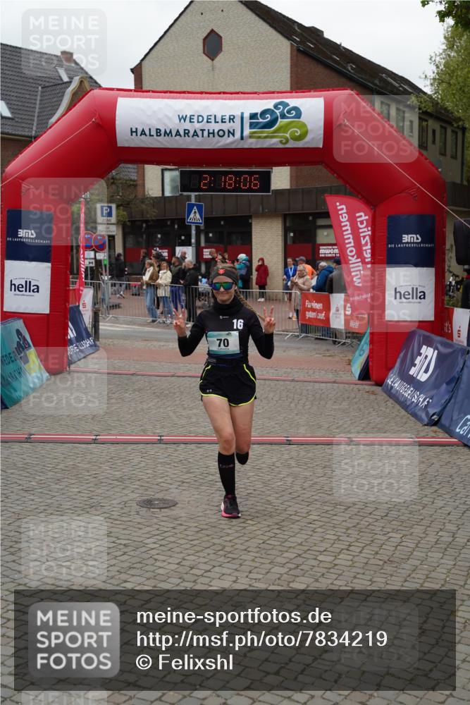 04.05.2025 - 8. Wedeler Halbmarathon Felixshl http://msf.ph/oto/7834219 04.05.2025 12:18:04 Ziel 70 meine-sportfotos.de