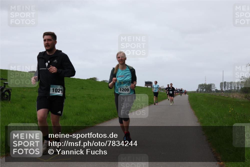 04.05.2025 - 8. Wedeler Halbmarathon Yannick Fuchs http://msf.ph/oto/7834244 04.05.2025 11:22:24 Laufen 1029, 24, 1209 meine-sportfotos.de