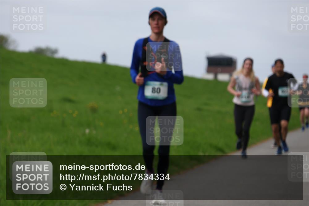 04.05.2025 - 8. Wedeler Halbmarathon Yannick Fuchs http://msf.ph/oto/7834334 04.05.2025 11:43:21 Laufen 80 meine-sportfotos.de