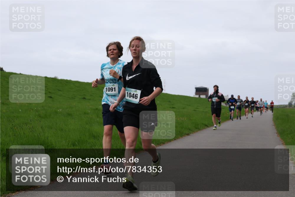 04.05.2025 - 8. Wedeler Halbmarathon Yannick Fuchs http://msf.ph/oto/7834353 04.05.2025 11:22:30 Laufen 1091, 1046 meine-sportfotos.de