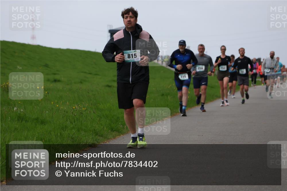 04.05.2025 - 8. Wedeler Halbmarathon Yannick Fuchs http://msf.ph/oto/7834402 04.05.2025 11:22:33 Laufen 815, 115, 259, 793 meine-sportfotos.de