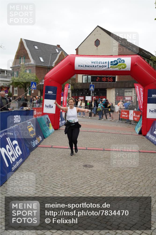 04.05.2025 - 8. Wedeler Halbmarathon Felixshl http://msf.ph/oto/7834470 04.05.2025 12:18:54 Ziel 377 meine-sportfotos.de