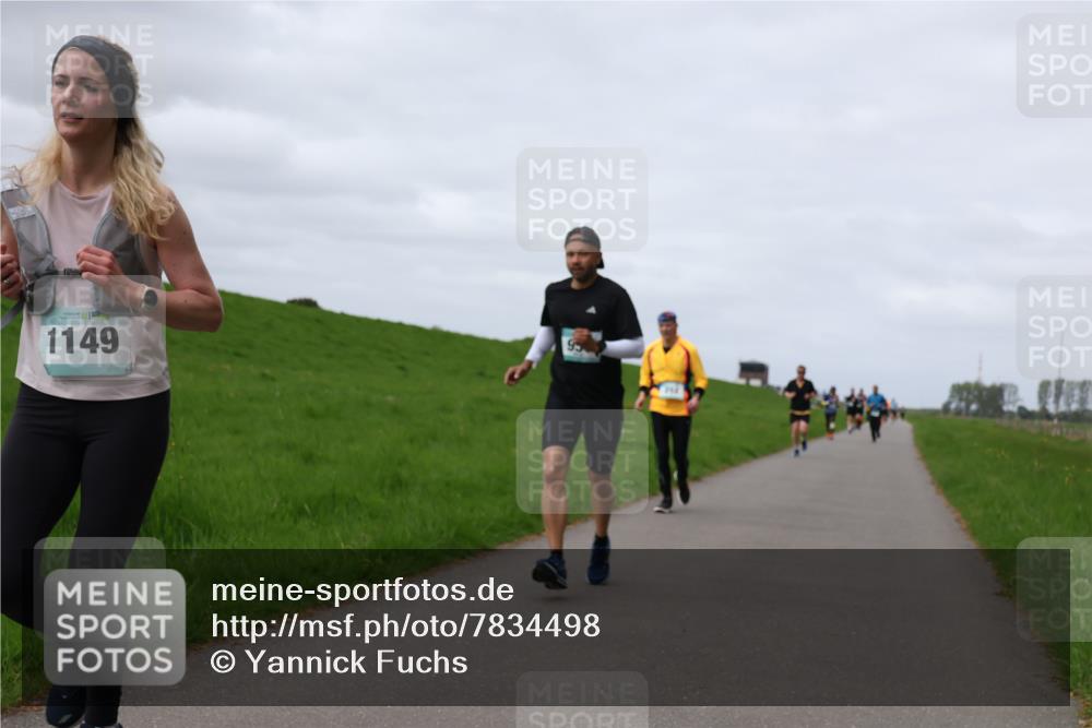 04.05.2025 - 8. Wedeler Halbmarathon Yannick Fuchs http://msf.ph/oto/7834498 04.05.2025 11:43:28 Laufen 1149 meine-sportfotos.de