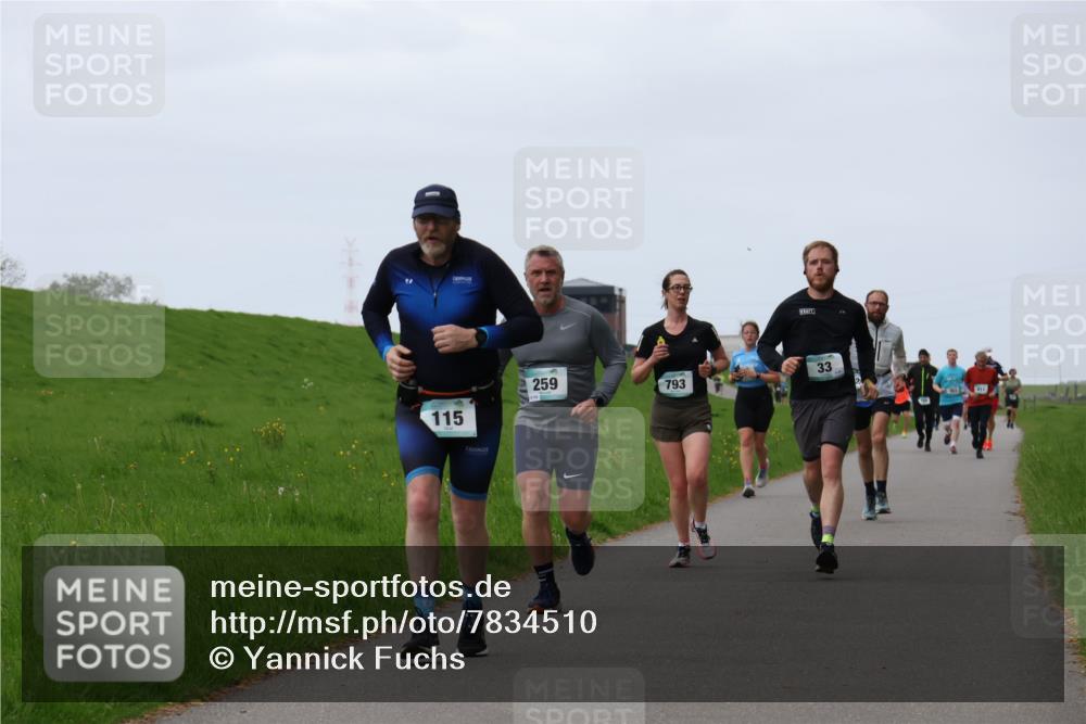 04.05.2025 - 8. Wedeler Halbmarathon Yannick Fuchs http://msf.ph/oto/7834510 04.05.2025 11:22:41 Laufen 115, 259, 793, 33 meine-sportfotos.de