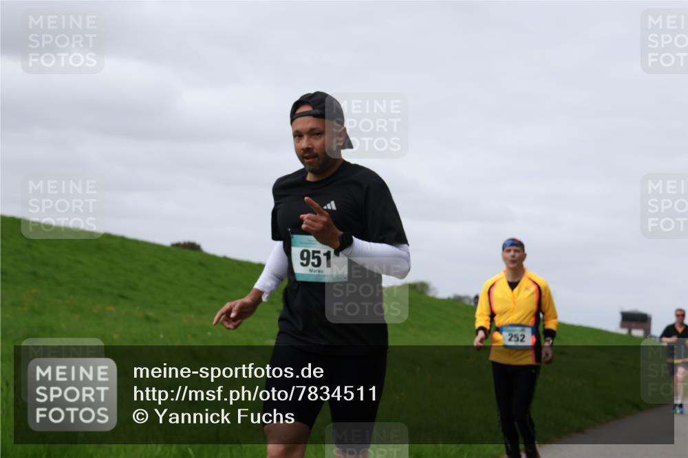 04.05.2025 - 8. Wedeler Halbmarathon Yannick Fuchs http://msf.ph/oto/7834511 04.05.2025 11:43:29 Laufen 951, 252 meine-sportfotos.de