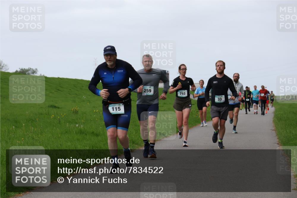04.05.2025 - 8. Wedeler Halbmarathon Yannick Fuchs http://msf.ph/oto/7834522 04.05.2025 11:22:41 Laufen 115, 259, 134, 793, 33 meine-sportfotos.de