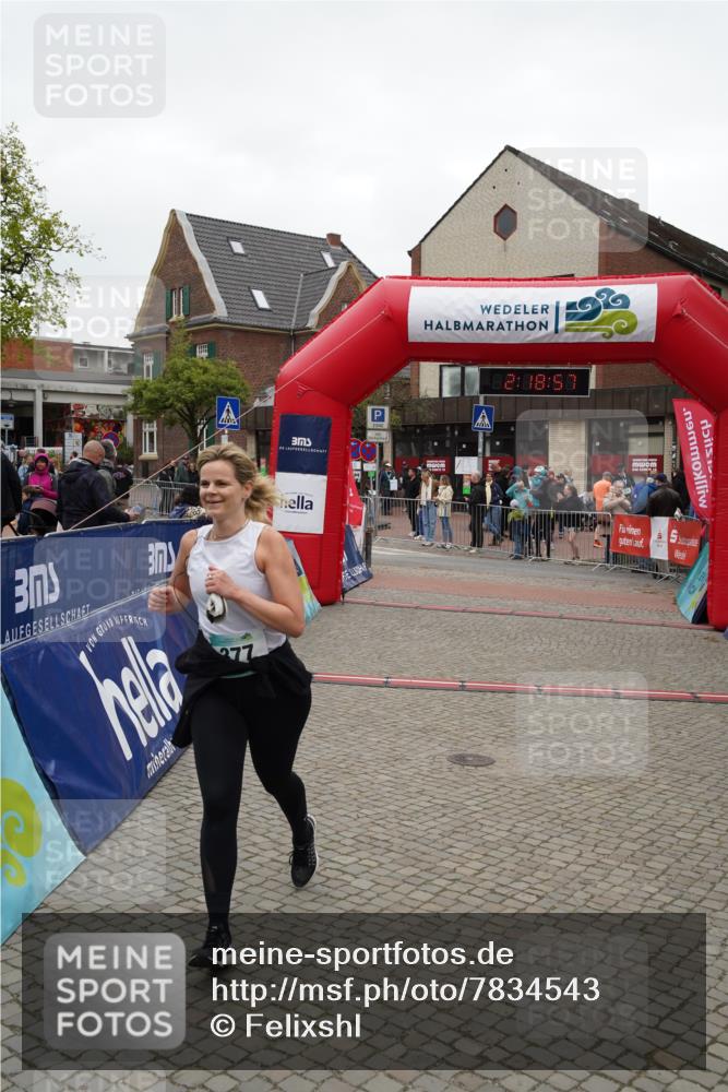 04.05.2025 - 8. Wedeler Halbmarathon Felixshl http://msf.ph/oto/7834543 04.05.2025 12:18:55 Ziel 377 meine-sportfotos.de