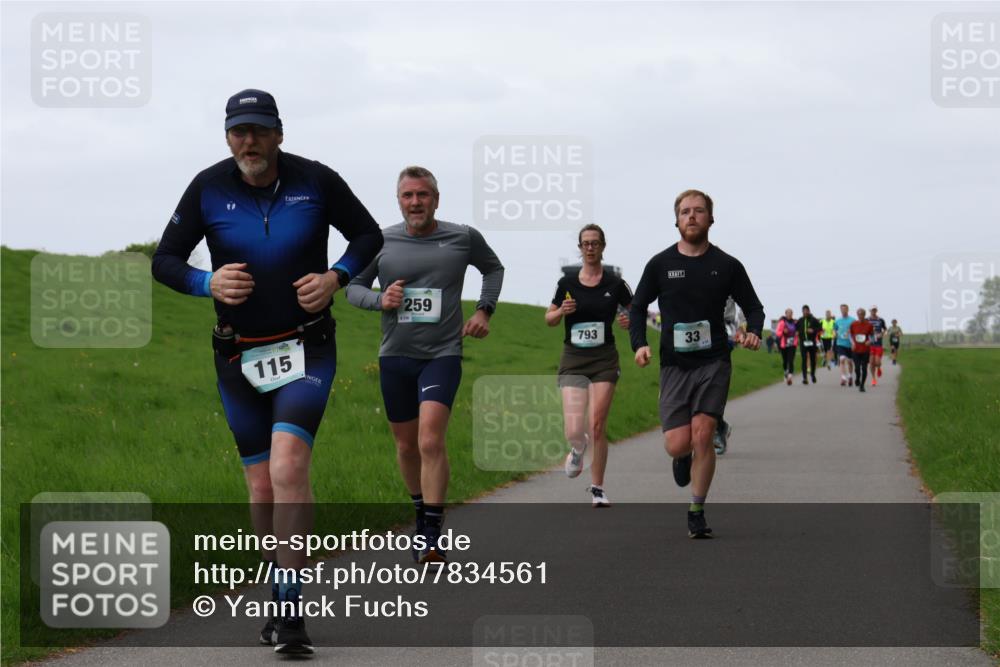 04.05.2025 - 8. Wedeler Halbmarathon Yannick Fuchs http://msf.ph/oto/7834561 04.05.2025 11:22:43 Laufen 115, 259, 793, 33 meine-sportfotos.de