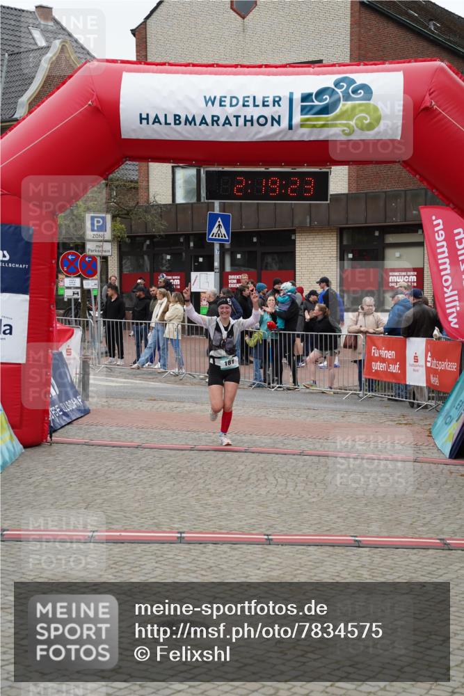 04.05.2025 - 8. Wedeler Halbmarathon Felixshl http://msf.ph/oto/7834575 04.05.2025 12:19:20 Ziel 181 meine-sportfotos.de