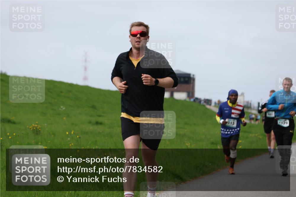 04.05.2025 - 8. Wedeler Halbmarathon Yannick Fuchs http://msf.ph/oto/7834582 04.05.2025 11:43:33 Laufen 1129 meine-sportfotos.de