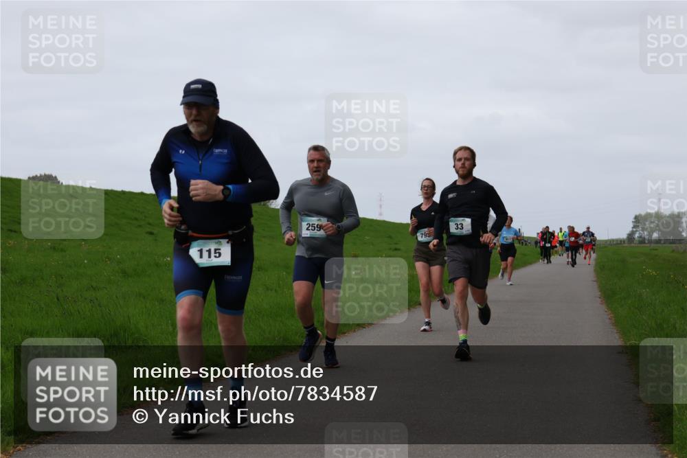 04.05.2025 - 8. Wedeler Halbmarathon Yannick Fuchs http://msf.ph/oto/7834587 04.05.2025 11:22:44 Laufen 115, 259, 33, 799, 917 meine-sportfotos.de