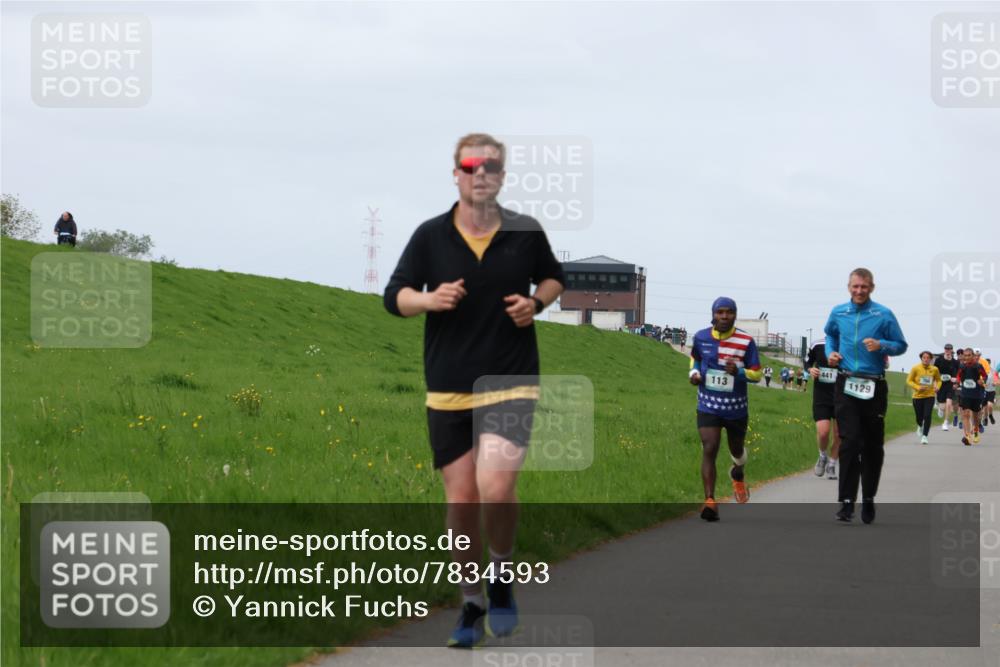 04.05.2025 - 8. Wedeler Halbmarathon Yannick Fuchs http://msf.ph/oto/7834593 04.05.2025 11:43:33 Laufen  meine-sportfotos.de
