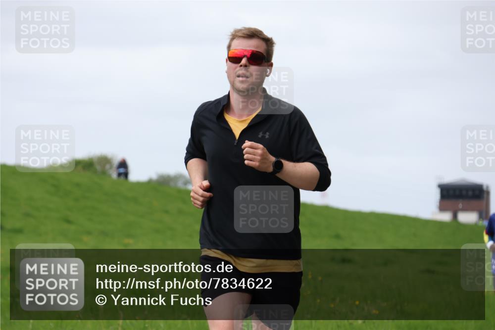 04.05.2025 - 8. Wedeler Halbmarathon Yannick Fuchs http://msf.ph/oto/7834622 04.05.2025 11:43:35 Laufen  meine-sportfotos.de