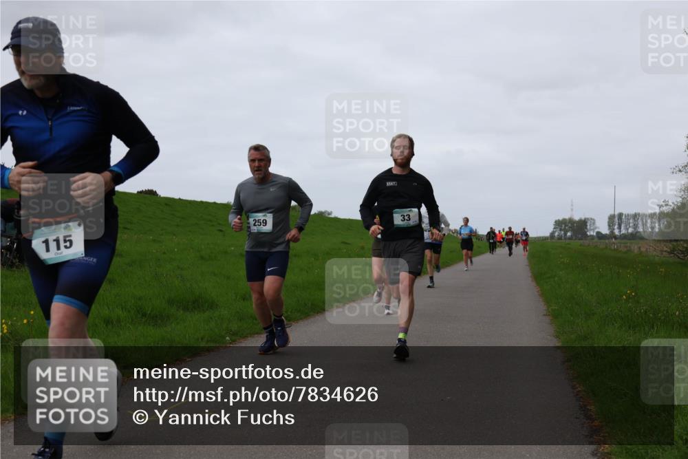 04.05.2025 - 8. Wedeler Halbmarathon Yannick Fuchs http://msf.ph/oto/7834626 04.05.2025 11:22:45 Laufen 115, 259, 33 meine-sportfotos.de