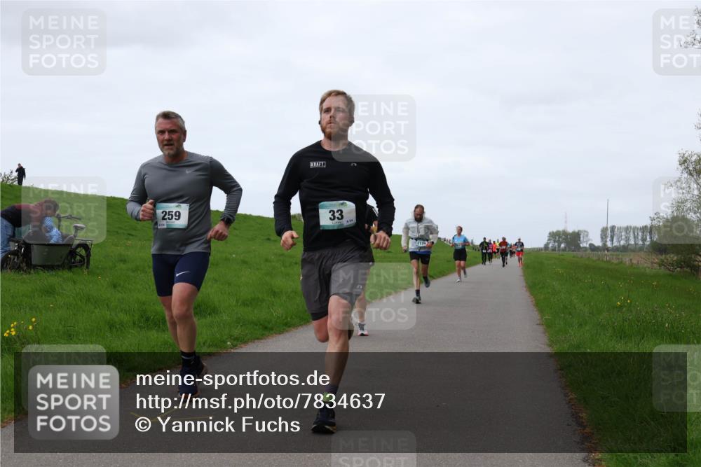 04.05.2025 - 8. Wedeler Halbmarathon Yannick Fuchs http://msf.ph/oto/7834637 04.05.2025 11:22:46 Laufen 259, 33, 64, 1120 meine-sportfotos.de