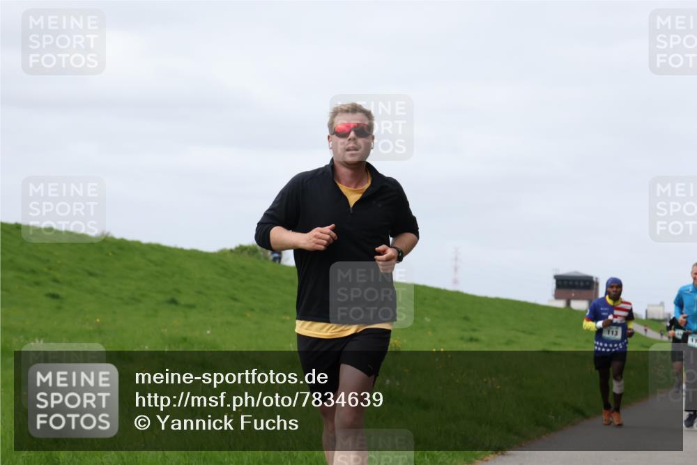 04.05.2025 - 8. Wedeler Halbmarathon Yannick Fuchs http://msf.ph/oto/7834639 04.05.2025 11:43:35 Laufen 113 meine-sportfotos.de