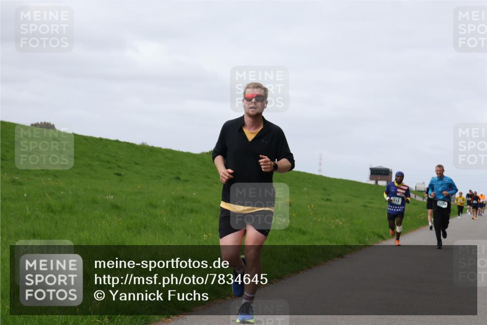 04.05.2025 - 8. Wedeler Halbmarathon Yannick Fuchs http://msf.ph/oto/7834645 04.05.2025 11:43:36 Laufen 113, 1129 meine-sportfotos.de