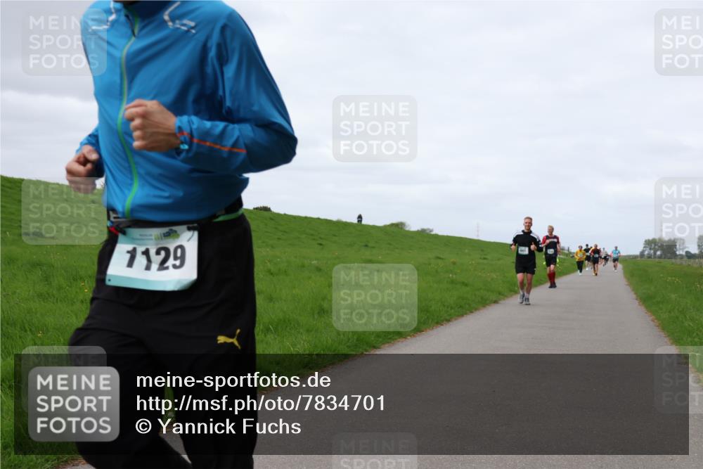04.05.2025 - 8. Wedeler Halbmarathon Yannick Fuchs http://msf.ph/oto/7834701 04.05.2025 11:43:43 Laufen 1129 meine-sportfotos.de