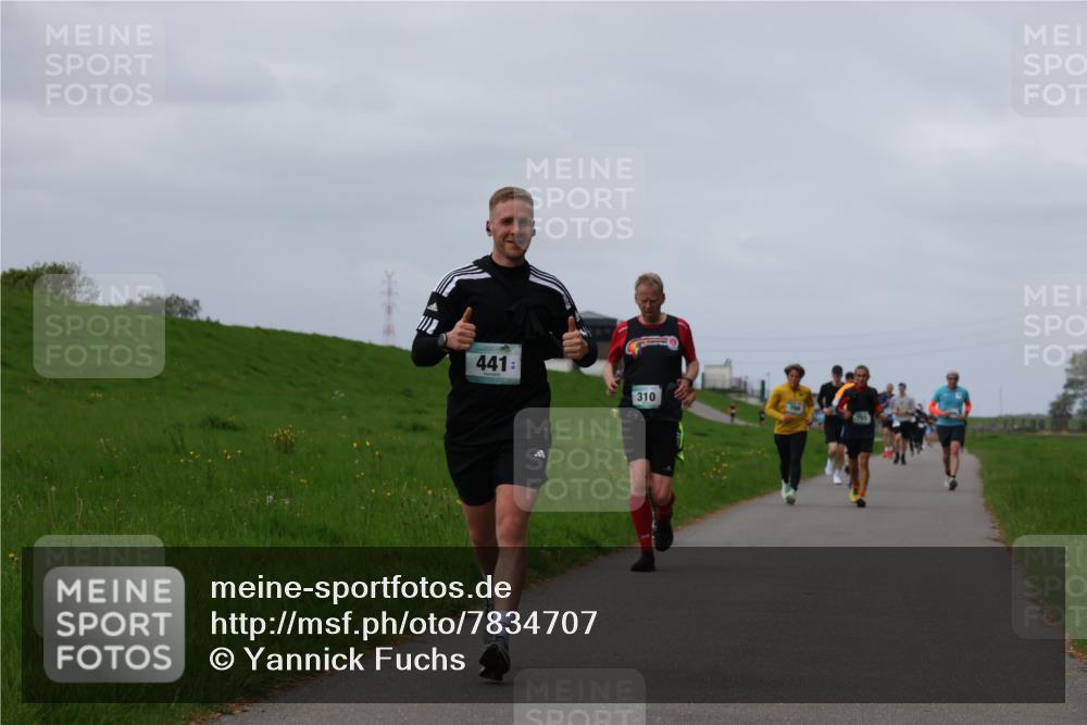 04.05.2025 - 8. Wedeler Halbmarathon Yannick Fuchs http://msf.ph/oto/7834707 04.05.2025 11:43:44 Laufen 441, 310 meine-sportfotos.de