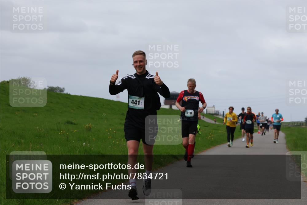 04.05.2025 - 8. Wedeler Halbmarathon Yannick Fuchs http://msf.ph/oto/7834721 04.05.2025 11:43:45 Laufen 441, 310 meine-sportfotos.de