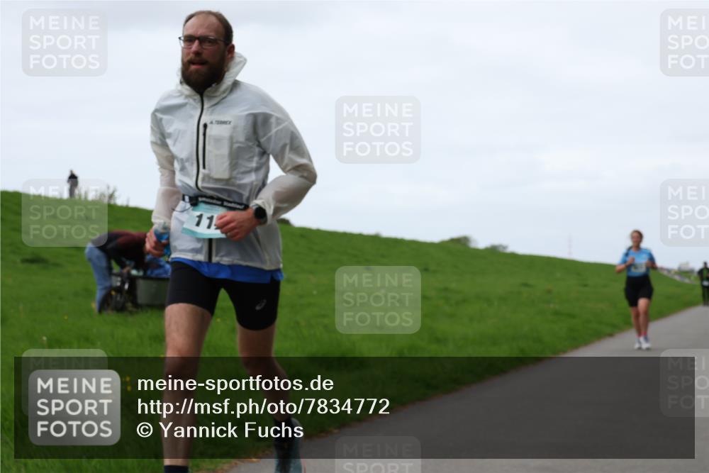 04.05.2025 - 8. Wedeler Halbmarathon Yannick Fuchs http://msf.ph/oto/7834772 04.05.2025 11:22:50 Laufen 11 meine-sportfotos.de