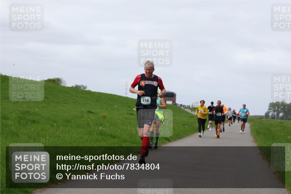 04.05.2025 - 8. Wedeler Halbmarathon Yannick Fuchs http://msf.ph/oto/7834804 04.05.2025 11:43:48 Laufen 310 meine-sportfotos.de