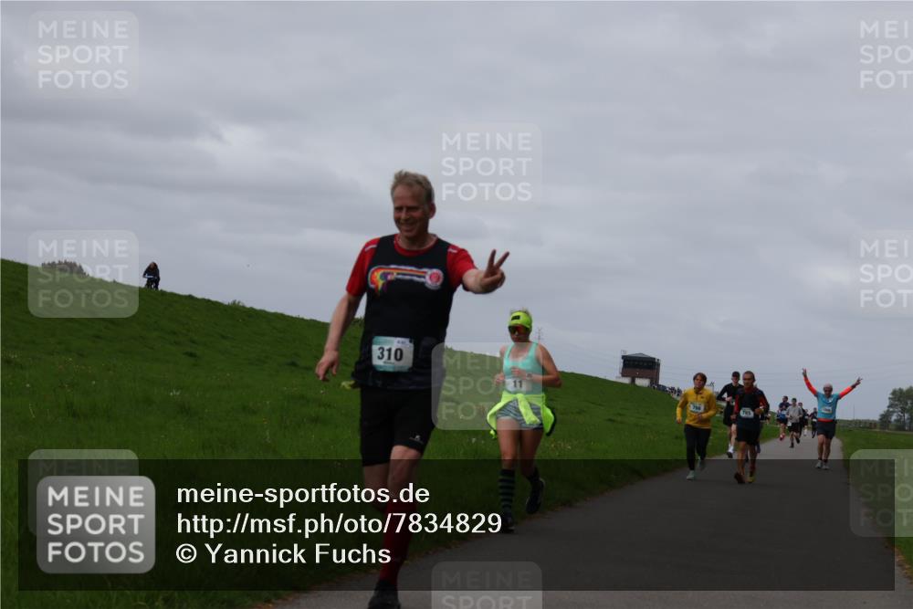 04.05.2025 - 8. Wedeler Halbmarathon Yannick Fuchs http://msf.ph/oto/7834829 04.05.2025 11:43:50 Laufen 310 meine-sportfotos.de