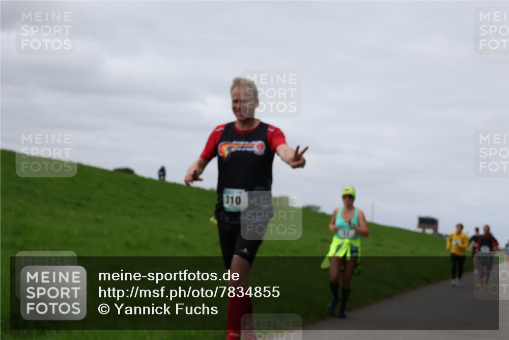 04.05.2025 - 8. Wedeler Halbmarathon Yannick Fuchs http://msf.ph/oto/7834855 04.05.2025 11:43:50 Laufen 310 meine-sportfotos.de