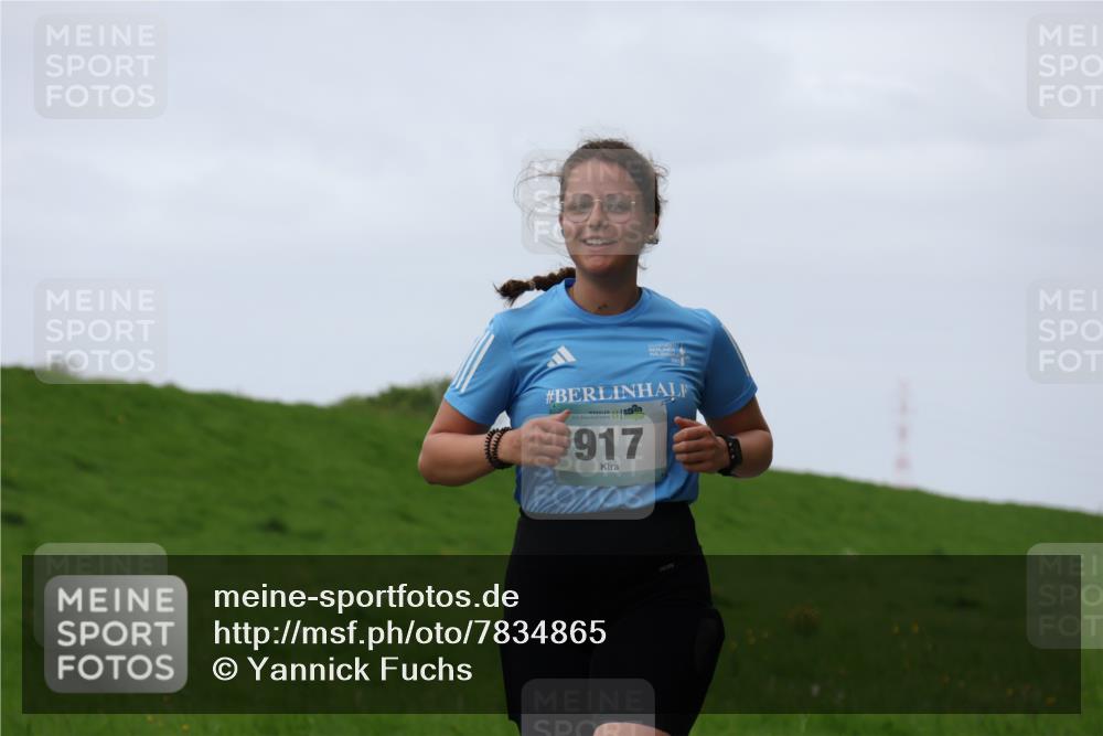 04.05.2025 - 8. Wedeler Halbmarathon Yannick Fuchs http://msf.ph/oto/7834865 04.05.2025 11:22:53 Laufen 836, 917 meine-sportfotos.de