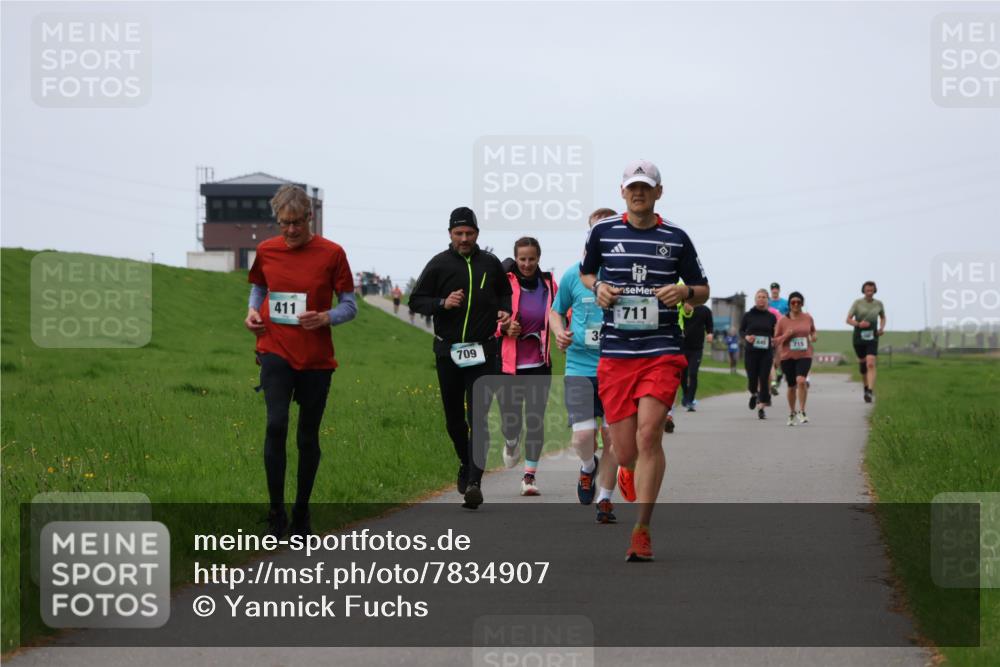 04.05.2025 - 8. Wedeler Halbmarathon Yannick Fuchs http://msf.ph/oto/7834907 04.05.2025 11:22:54 Laufen 411, 3, 709, 711 meine-sportfotos.de