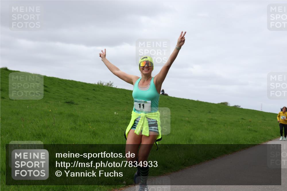04.05.2025 - 8. Wedeler Halbmarathon Yannick Fuchs http://msf.ph/oto/7834933 04.05.2025 11:43:53 Laufen 11 meine-sportfotos.de