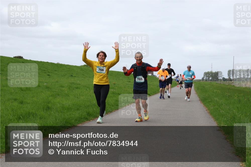 04.05.2025 - 8. Wedeler Halbmarathon Yannick Fuchs http://msf.ph/oto/7834944 04.05.2025 11:43:56 Laufen 766, 765 meine-sportfotos.de