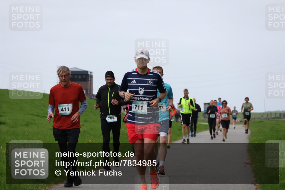 04.05.2025 - 8. Wedeler Halbmarathon Yannick Fuchs http://msf.ph/oto/7834985 04.05.2025 11:22:56 Laufen 411, 709, 711, 53 meine-sportfotos.de