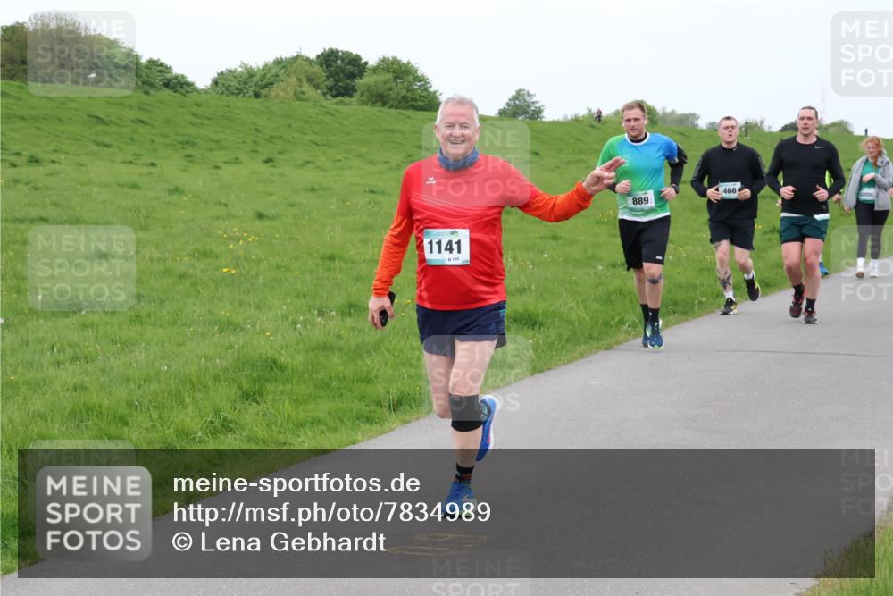 04.05.2025 - 8. Wedeler Halbmarathon Lena Gebhardt http://msf.ph/oto/7834989 04.05.2025 11:26:08 Laufen 1141, 889, 466 meine-sportfotos.de