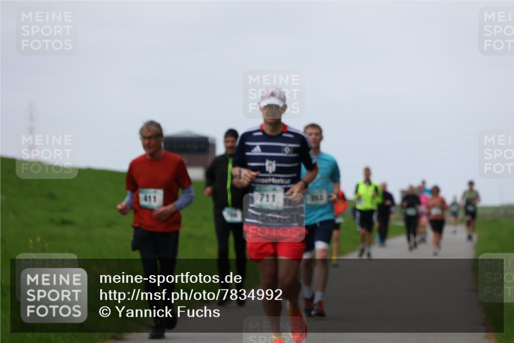 04.05.2025 - 8. Wedeler Halbmarathon Yannick Fuchs http://msf.ph/oto/7834992 04.05.2025 11:22:57 Laufen 1350, 711, 216, 3 meine-sportfotos.de