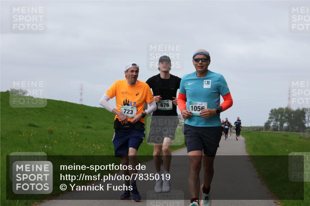 04.05.2025 - 8. Wedeler Halbmarathon Yannick Fuchs http://msf.ph/oto/7835019 04.05.2025 11:43:59 Laufen 723, 676, 42, 1056 meine-sportfotos.de