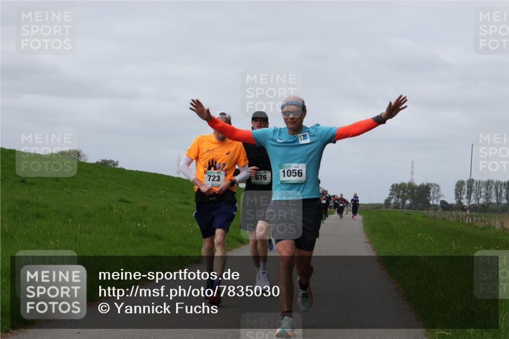 04.05.2025 - 8. Wedeler Halbmarathon Yannick Fuchs http://msf.ph/oto/7835030 04.05.2025 11:44:00 Laufen 1056, 723, 676 meine-sportfotos.de