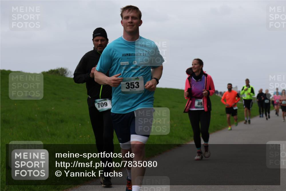 04.05.2025 - 8. Wedeler Halbmarathon Yannick Fuchs http://msf.ph/oto/7835080 04.05.2025 11:23:03 Laufen 709, 21, 353, 89 meine-sportfotos.de
