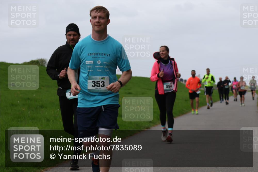 04.05.2025 - 8. Wedeler Halbmarathon Yannick Fuchs http://msf.ph/oto/7835089 04.05.2025 11:23:03 Laufen 21, 353, 894 meine-sportfotos.de