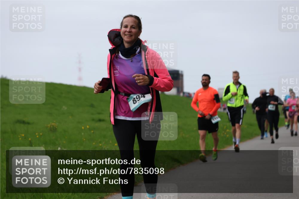 04.05.2025 - 8. Wedeler Halbmarathon Yannick Fuchs http://msf.ph/oto/7835098 04.05.2025 11:23:04 Laufen 1044, 894 meine-sportfotos.de