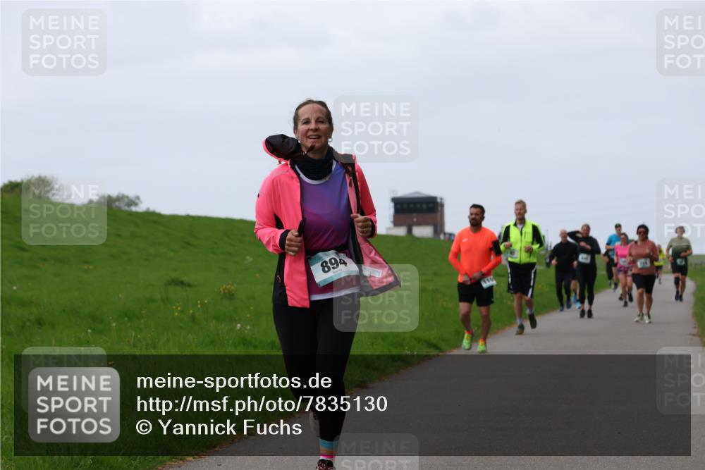 04.05.2025 - 8. Wedeler Halbmarathon Yannick Fuchs http://msf.ph/oto/7835130 04.05.2025 11:23:04 Laufen 894 meine-sportfotos.de