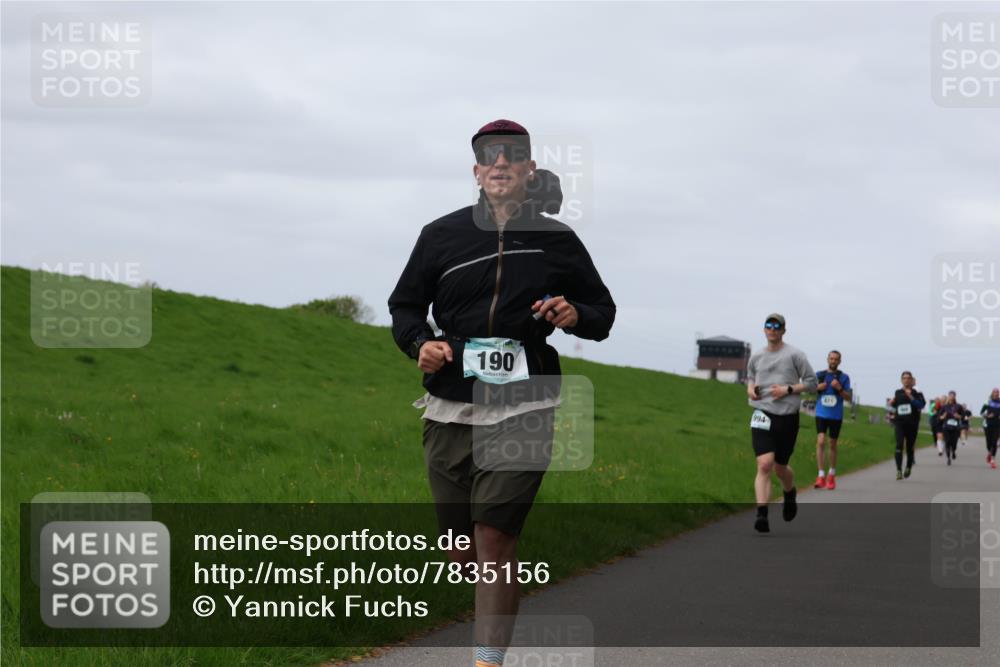 04.05.2025 - 8. Wedeler Halbmarathon Yannick Fuchs http://msf.ph/oto/7835156 04.05.2025 11:44:06 Laufen 190, 994 meine-sportfotos.de