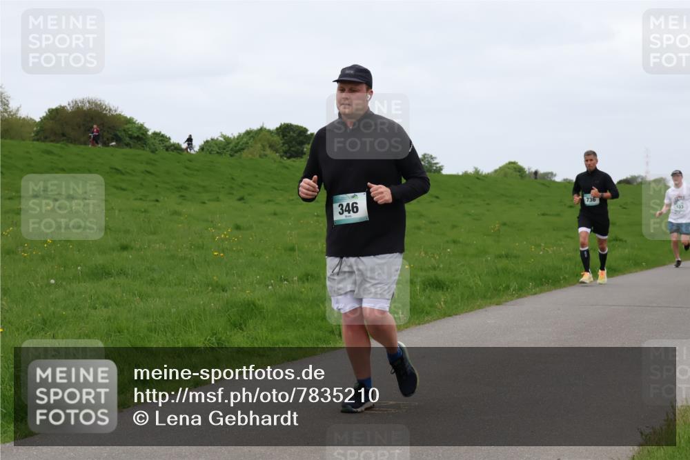 04.05.2025 - 8. Wedeler Halbmarathon Lena Gebhardt http://msf.ph/oto/7835210 04.05.2025 11:26:46 Laufen 346, 736, 533 meine-sportfotos.de