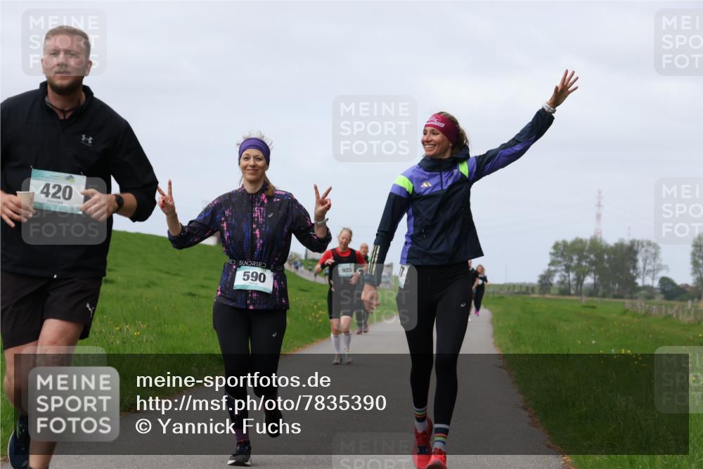 04.05.2025 - 8. Wedeler Halbmarathon Yannick Fuchs http://msf.ph/oto/7835390 04.05.2025 11:44:22 Laufen 420, 590, 985 meine-sportfotos.de