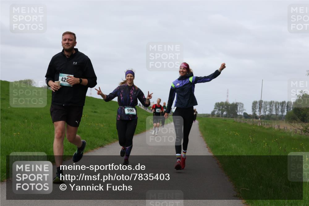 04.05.2025 - 8. Wedeler Halbmarathon Yannick Fuchs http://msf.ph/oto/7835403 04.05.2025 11:44:23 Laufen 42, 590 meine-sportfotos.de